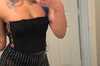 New in Town💕 🤪 Available NOW! - Image 3